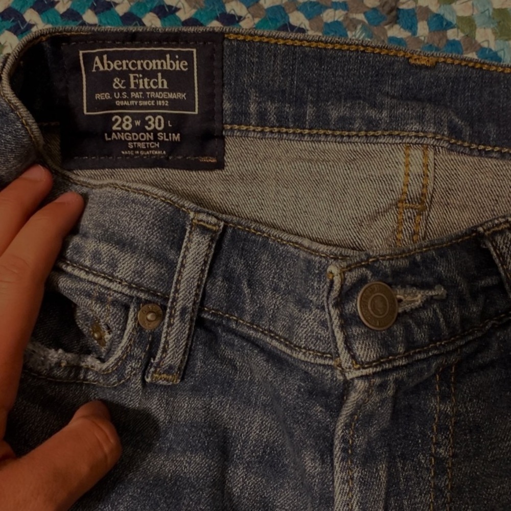 Jeans - Picture 2 of 9